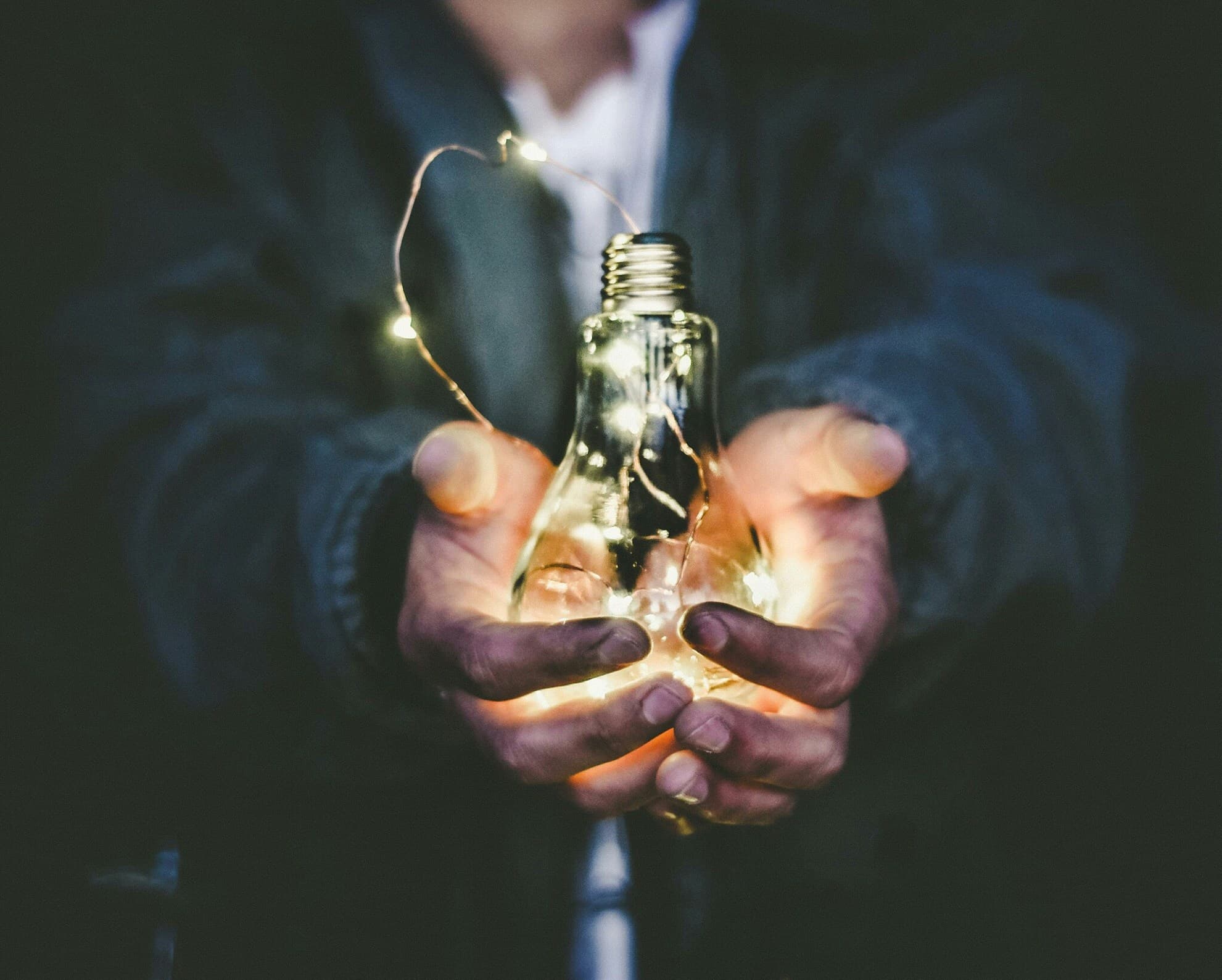 Navigating Leadership Transitions: 5 Keys to a Smooth Handoff