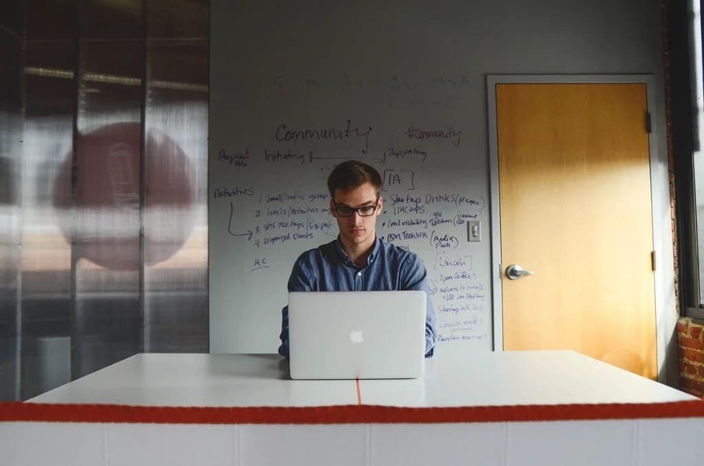 Stop Micromanaging and Improve Your Business Execution